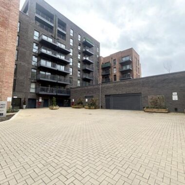 Grand Court, Canal Street, Campbell Park