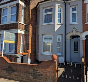 Ampthill Road