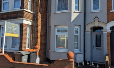 Ampthill Road